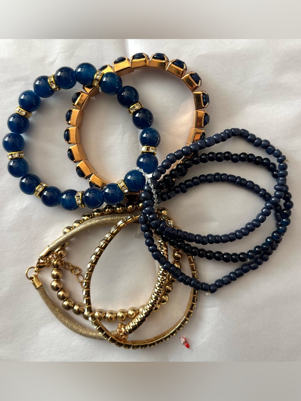 3/$15•7/$25 NWOT 1 set Navy and Gold Women's Beaded Bracelet Stack - Picture 3 of 3